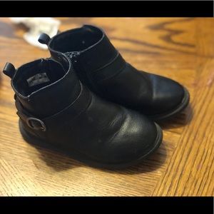 Toddler Size 8 Black Short Boots